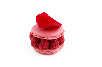 Macaron Rose Litchi portion